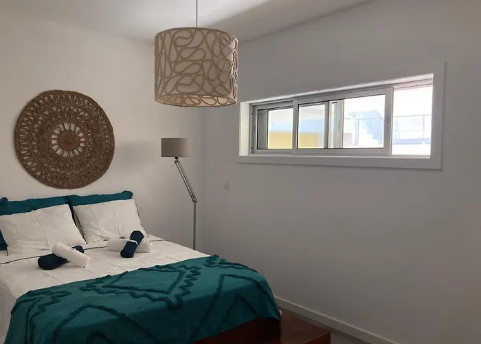 By The Sea Apartment *